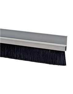 Plinthe brosse sur supports alu verticale Brosse de 24mm Longueur 3ml